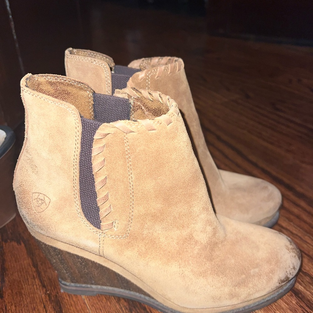 Ariat Tan Wedge Shoes with Elastic Panels